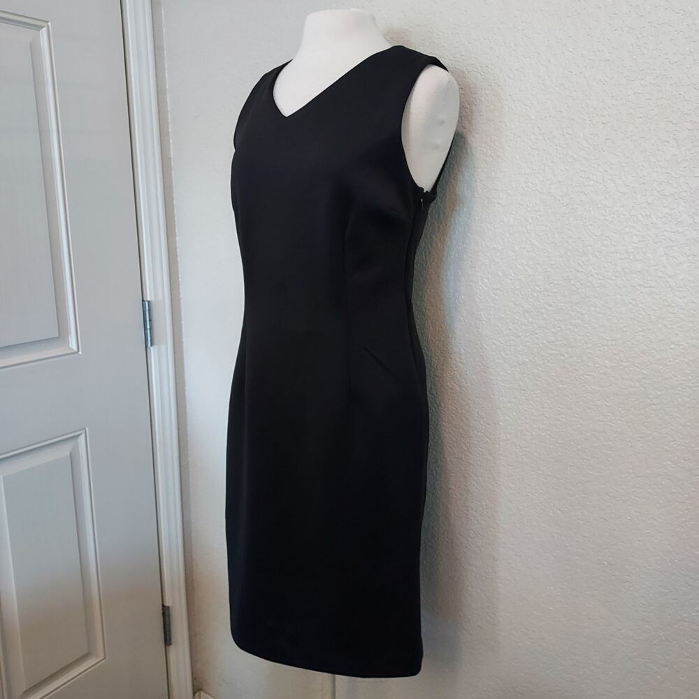 T Tahari Black Sheath Dress Criss Cross Back Size 10 - Picture 5 of 13